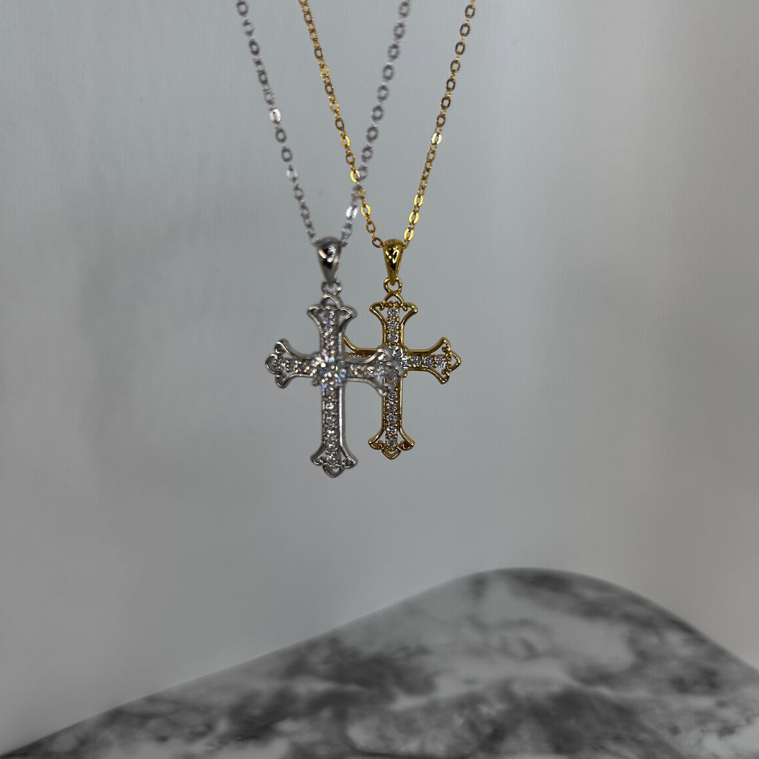 Silver vs Gold: Unveiling the Precious Metals' Allure Lea Fine Jewelry